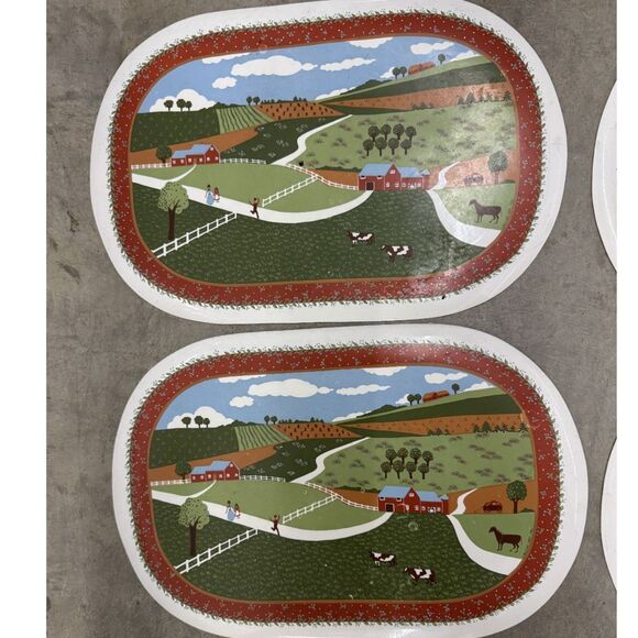 Vintage Cow Kitchen Lot – 4 Placemats, 2 Glass Milk Bottles, Large Jar w/ Lid - Picture 3 of 16